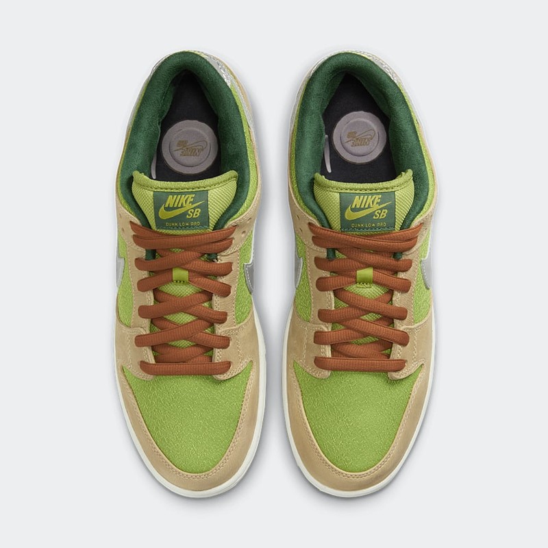 Nike SB Dunk Low "Escargot" | FQ7585-200