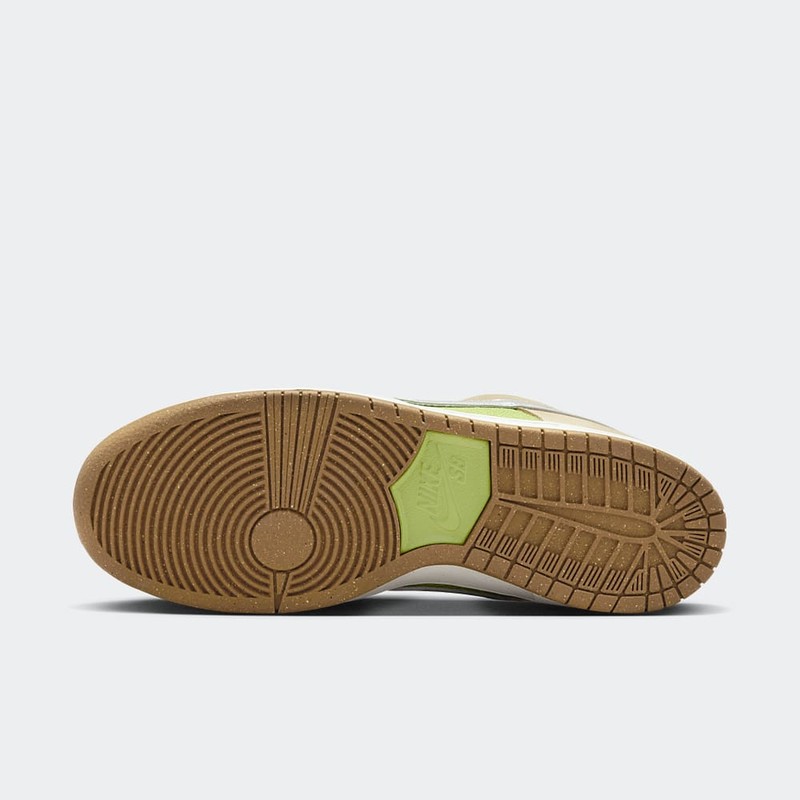 Nike SB Dunk Low "Escargot" | FQ7585-200