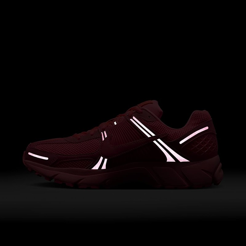 Nike Zoom Vomero 5 "Hot Punch" | HF5493-600