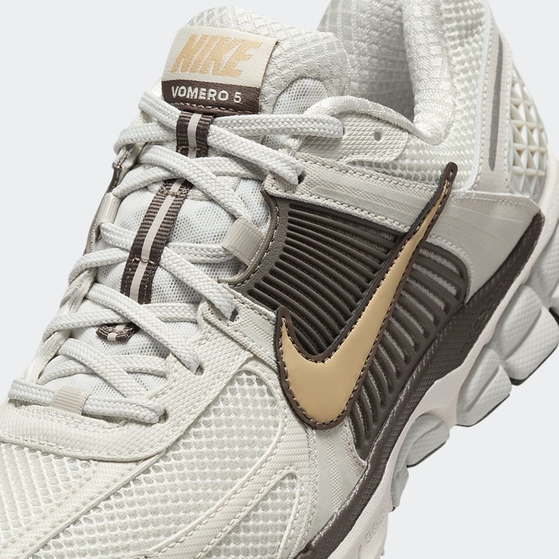 Nike Zoom Vomero 5 "Light Bone" | HM9657-001