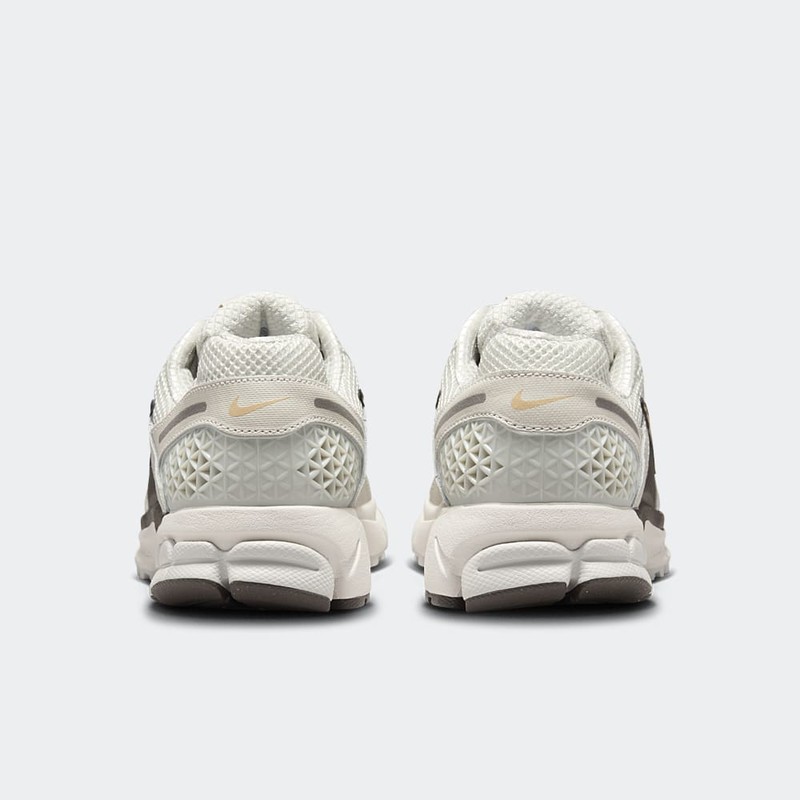 Nike Zoom Vomero 5 "Light Bone" | HM9657-001