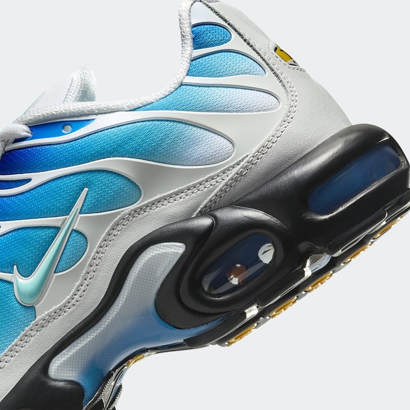 One Block Down x Nike Air Max Plus "Light Photo Blue" | FZ3308-400
