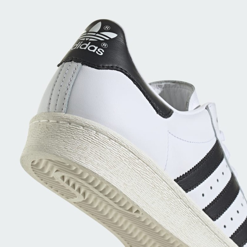 adidas Superstar 82 "White/Black" | JI2025 adidas Superstar 82 "White/Black" | JI2025