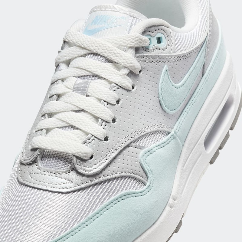 Nike Air Max 1 '87 "Glacier Blue" | HF5387-002