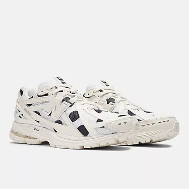 New Balance 1906R "Polka Dot Sea Salt" | M1906RPC