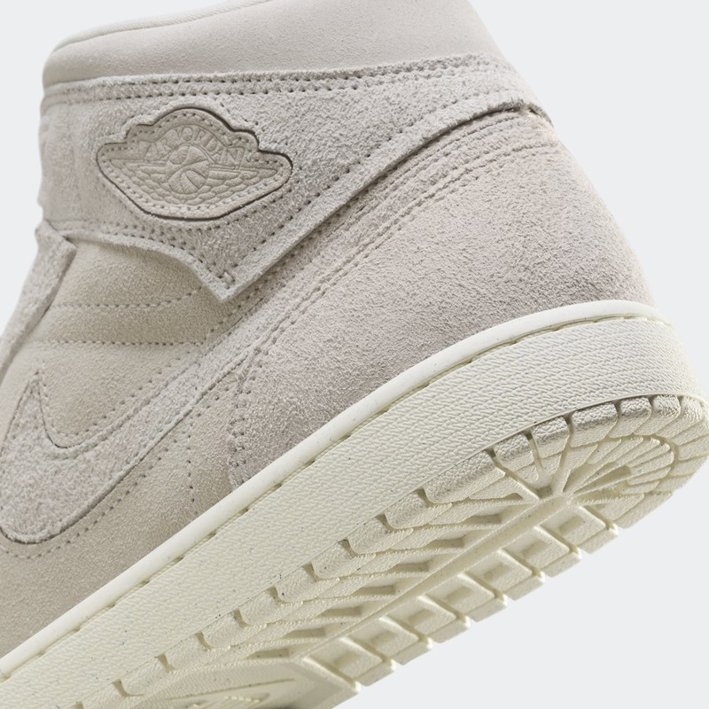 Air Jordan 1 Mid SE Craft "Pale Ivory" | FQ3224-100
