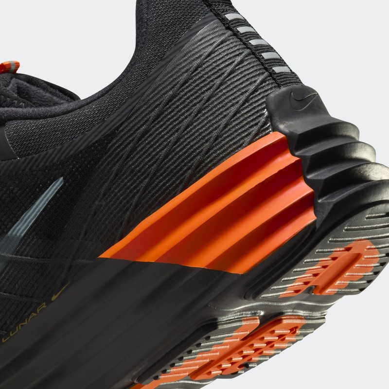 Nike Lunar Roam "Black/Safety Orange" | HJ8999-001