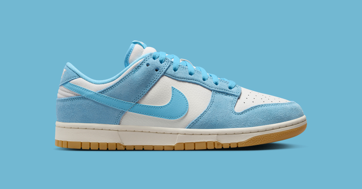 Summery style with the Nike Dunk Low "Baltic Blue"