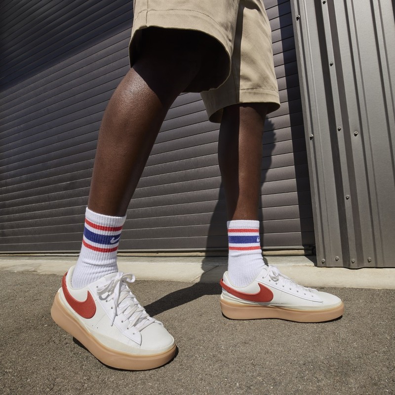 Nike Blazer Phantom Low "White/Dragon Red" | FN5820-100