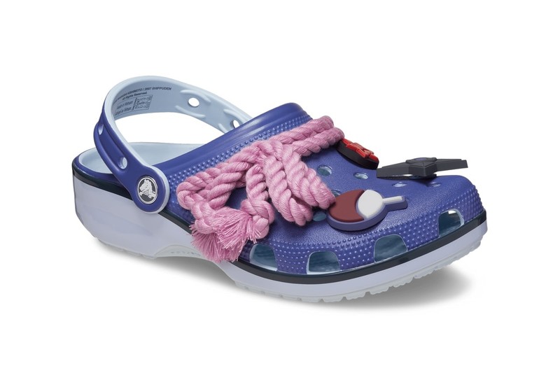 Naruto x Crocs Clog "Sasuke" | 209884 Naruto x Crocs Clog "Sasuke" | 209884