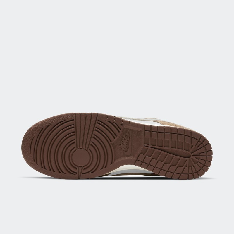 Nike Dunk Low PRM "Medium Curry" | DD1390-100