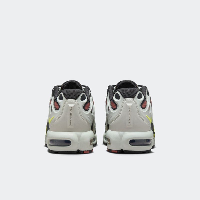 Nike Air Max Plus Drift "Light Silver" | FD4290-009