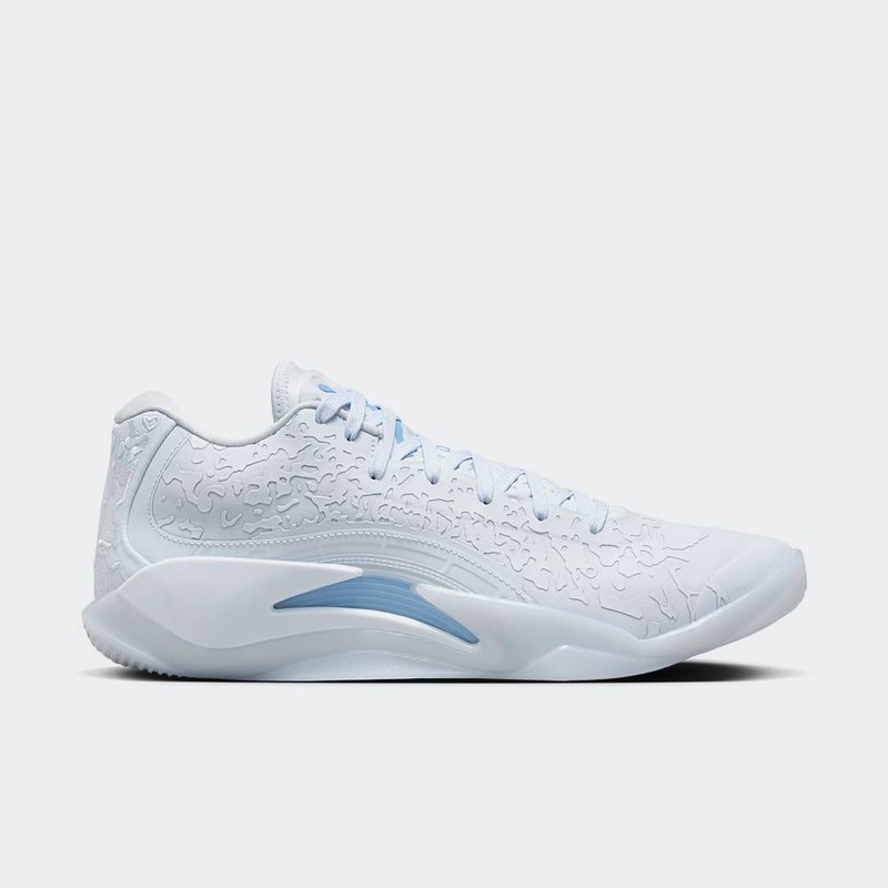 Jordan Zion 3 "Half Blue" | DR0675-400 Jordan Zion 3 "Half Blue" | DR0675-400