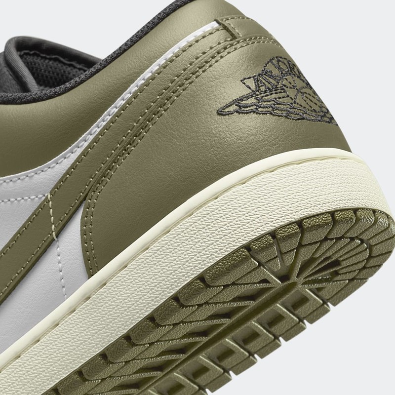 Air Jordan 1 Low "Medium Olive" | 553558-092