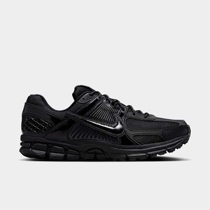 Dover Street Market x Nike Zoom Vomero 5 "20th Anniversary" | FZ3313-001 Dover Street Market x Nike Zoom Vomero 5 "20th Anniversary" | FZ3313-001