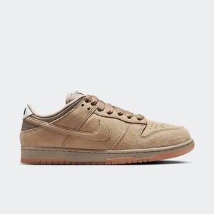 Nike SB Dunk Low Pro B "Parachute Beige" | HJ0367-200 Nike SB Dunk Low Pro B "Parachute Beige" | HJ0367-200