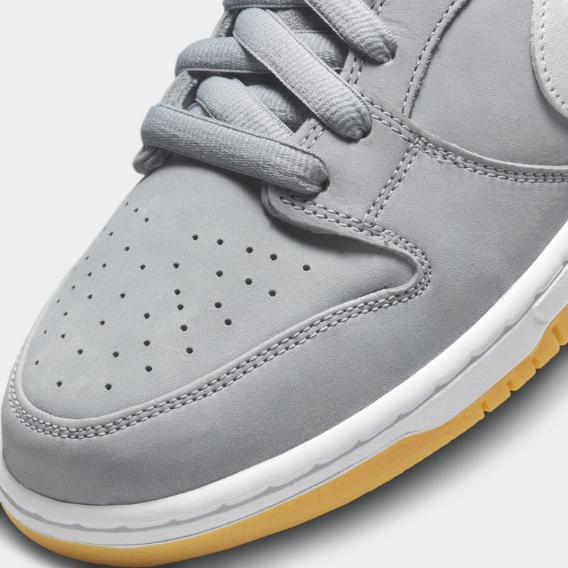 Nike SB Dunk Low "Grey Gum" | DV5464-001