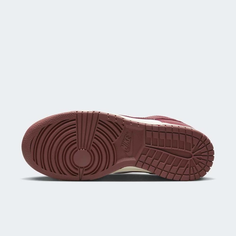Nike Dunk Low PRM "Team Red" | FJ4555-100