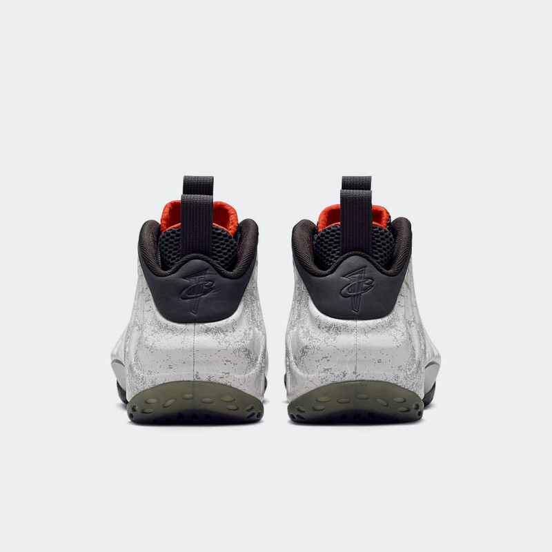Tekken 8 x Nike Air Foamposite One "Jin Kazama" | HF6367-001