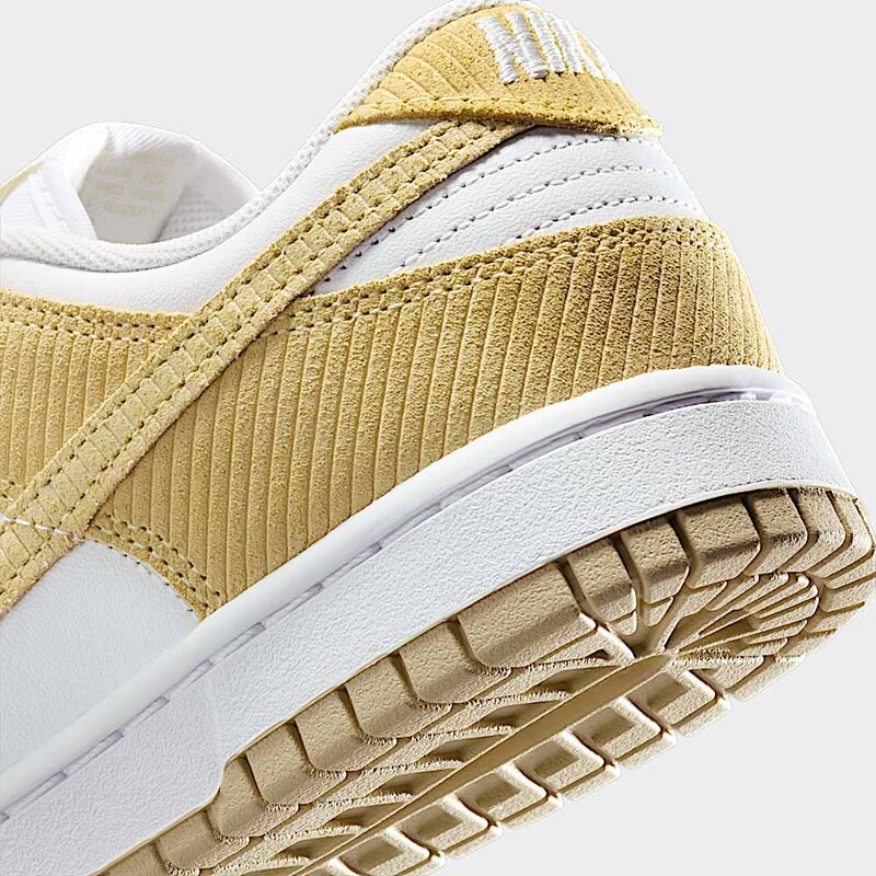 Nike Dunk Low Corduroy "Alabaster Corduroy" | FN7167-700