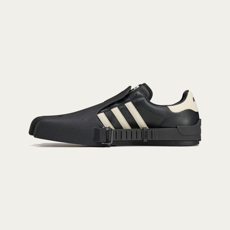 AVAVAV x adidas Superfinger Superstar "Core Black" | JP7141 AVAVAV x adidas Superfinger Superstar "Core Black" | JP7141