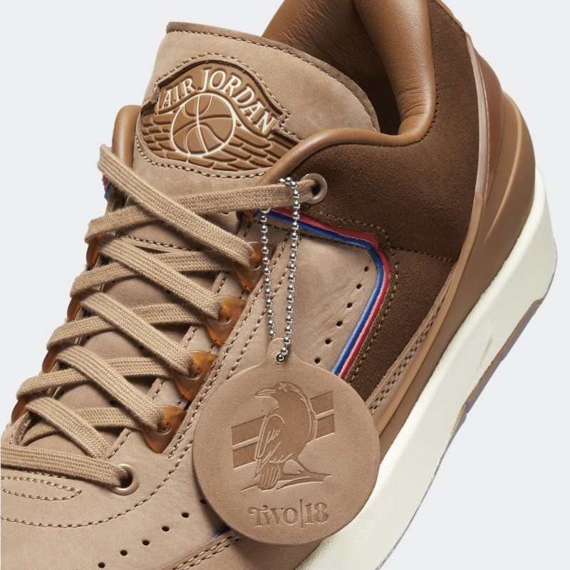 Two 18 x Air Jordan 2 Low | DV7129-222