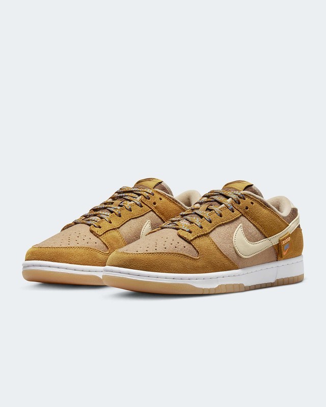 Nike Dunk Low Teddy Bear | DZ5350-288