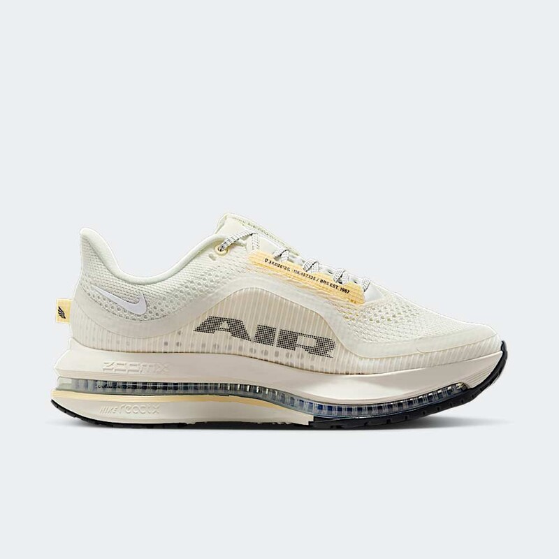 Nike Pegasus Premium "Sail/Alabaster" | HQ2593-104