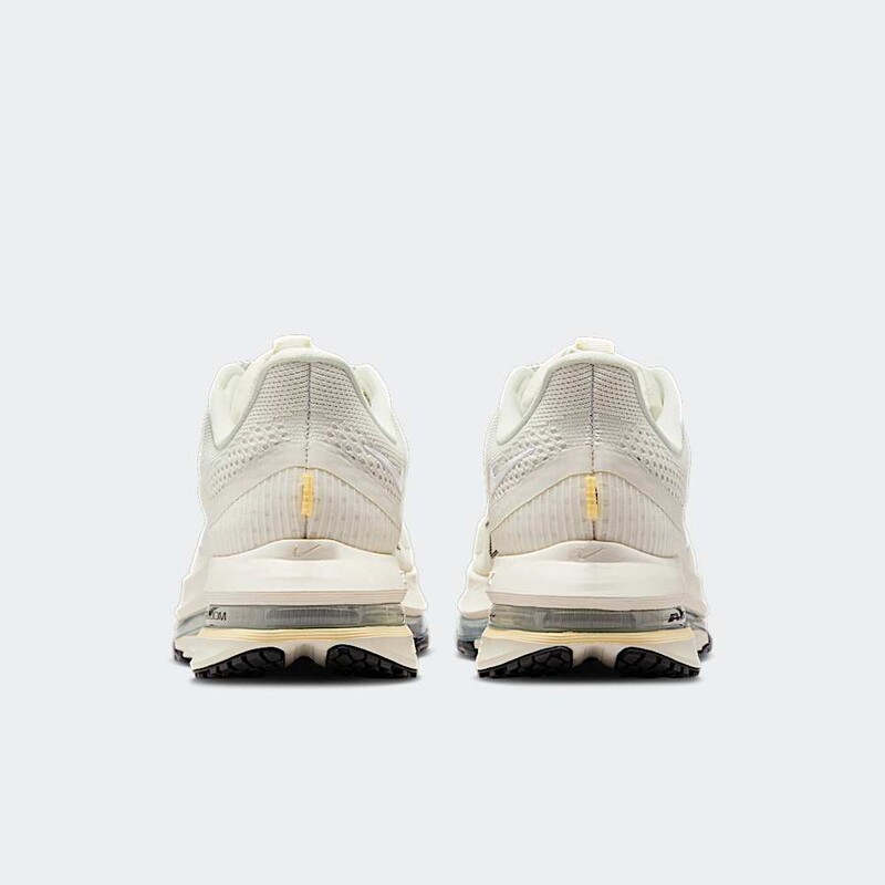 Nike Pegasus Premium "Sail/Alabaster" | HQ2593-104