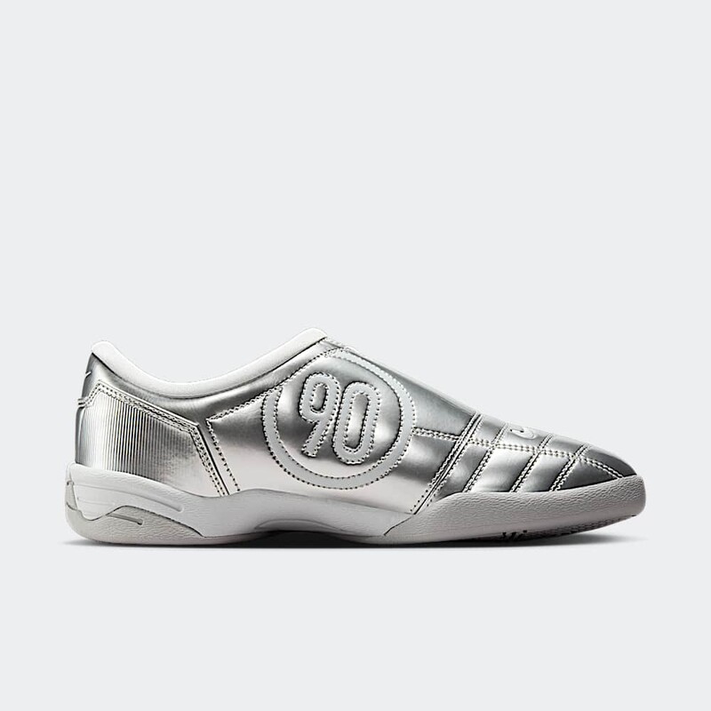 Nike Total 90 III "Metallic Platinum" | II9792-011