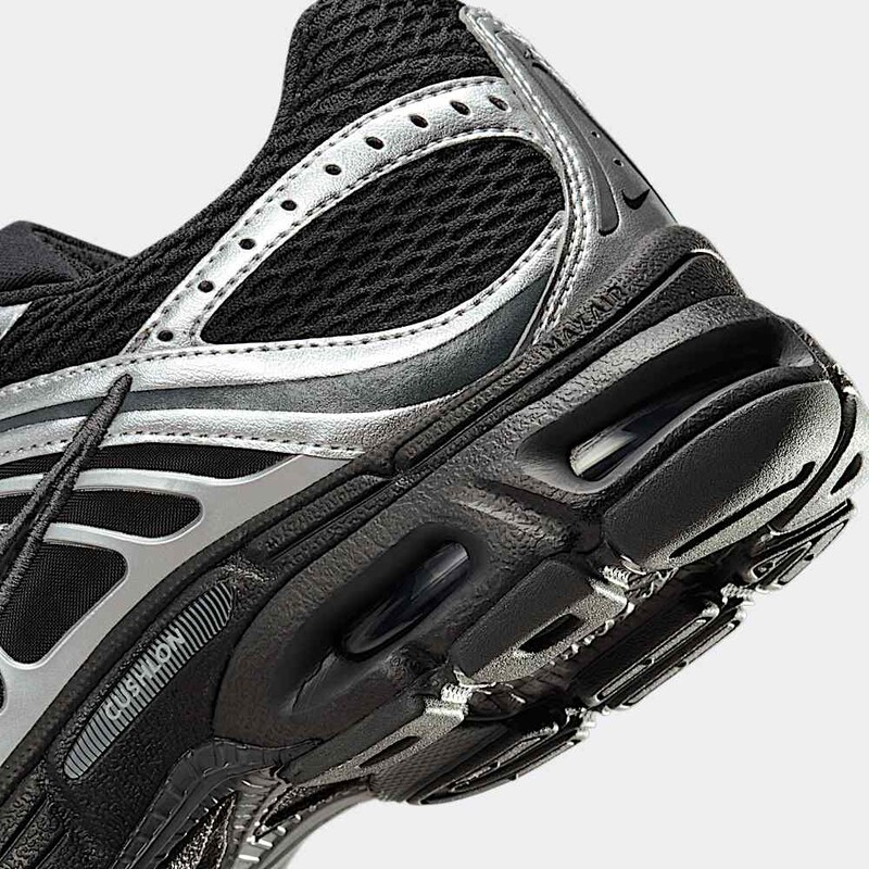 Nike Air Max Moto 2K "Black" | HQ2056-007