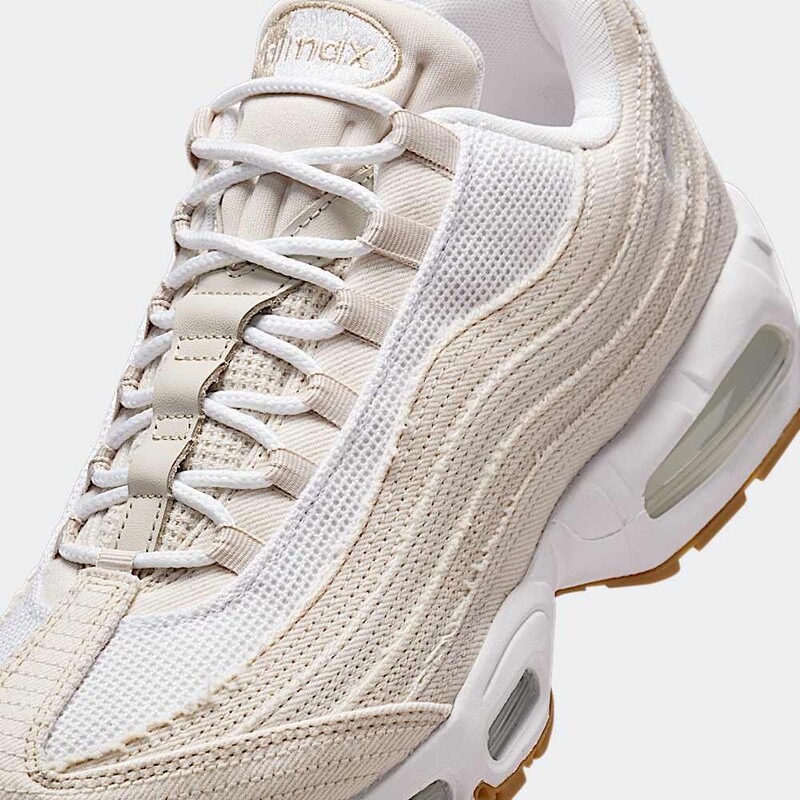 Levi's x Nike Air Max 95 OG "Light Orewood Brown" | HM4743-100