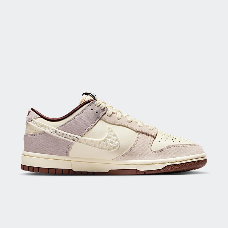 Nike Dunk Low "Crochet Swoosh" | IH7353-010