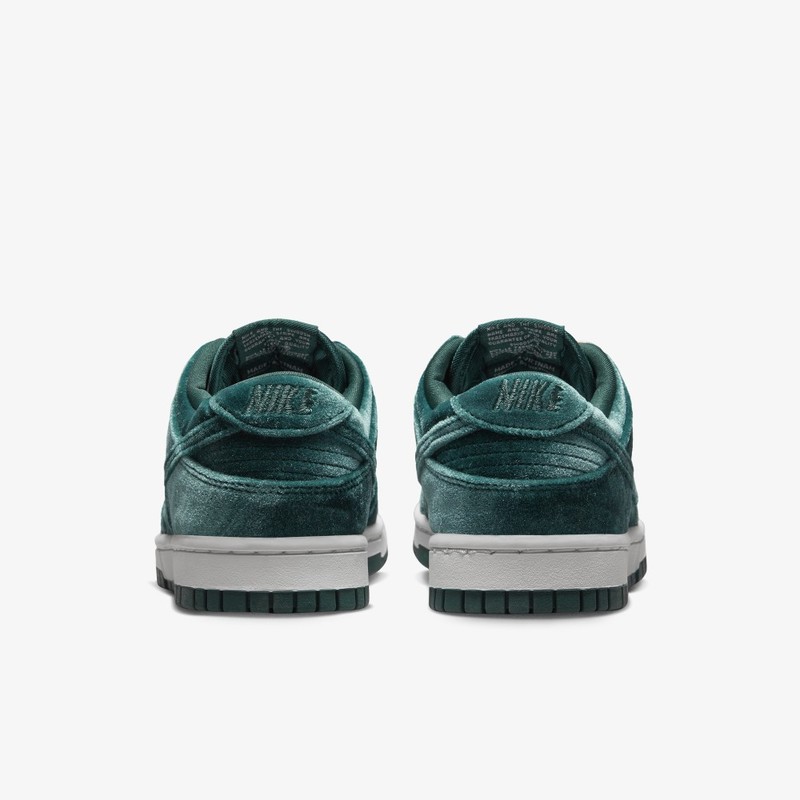 Nike Dunk Low Green Velvet | DZ5224-300