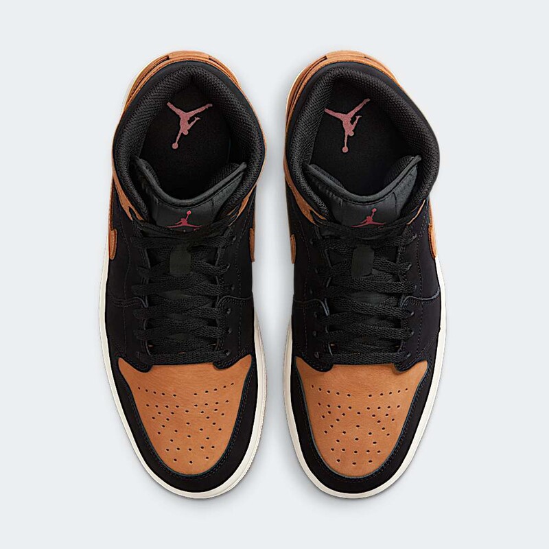 Air Jordan 1 Mid "Black/Flax" | HV4091-002