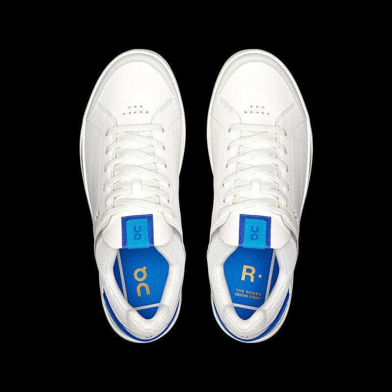 On THE ROGER Centre Court "Malibu" | 3MD11272840