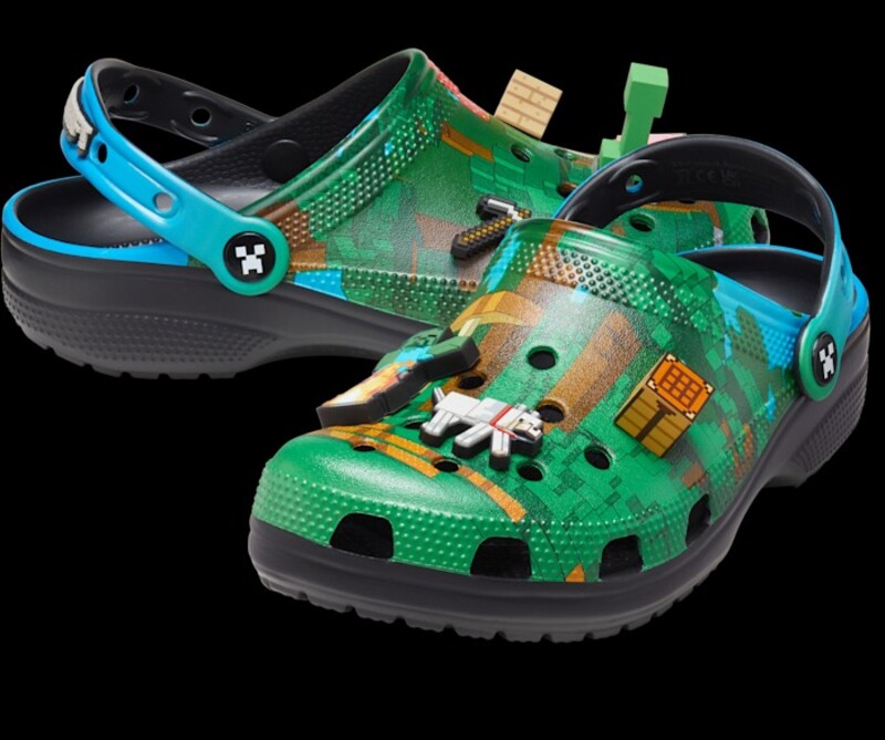 Minecraft x Crocs Classic Clog "Dark Forest" | 210829-90H