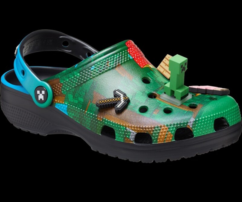 Minecraft x Crocs Classic Clog "Dark Forest" | 210829-90H
