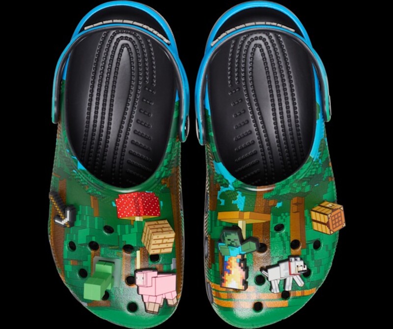 Minecraft x Crocs Classic Clog "Dark Forest" | 210829-90H