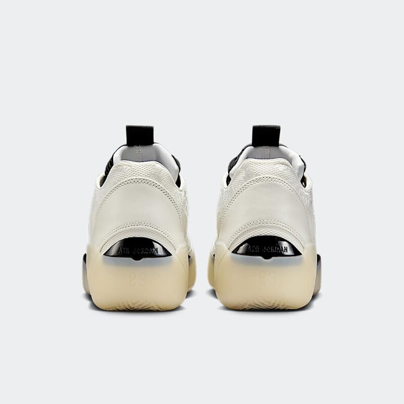 Air Jordan 39 "Sail" | FQ0213-104