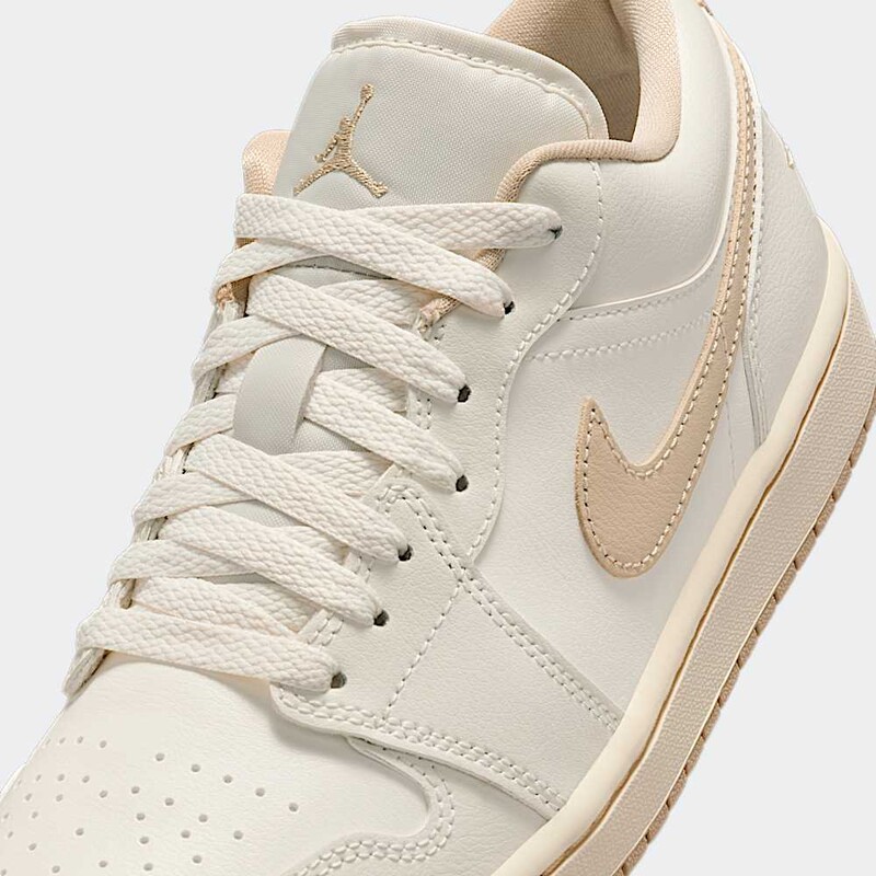 Air Jordan 1 Low "Pale Ivory" | DC0774-112