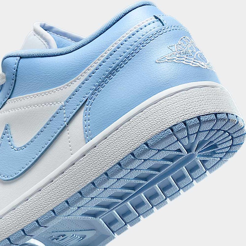 Air Jordan 1 Low "Aluminum" | DC0774-142