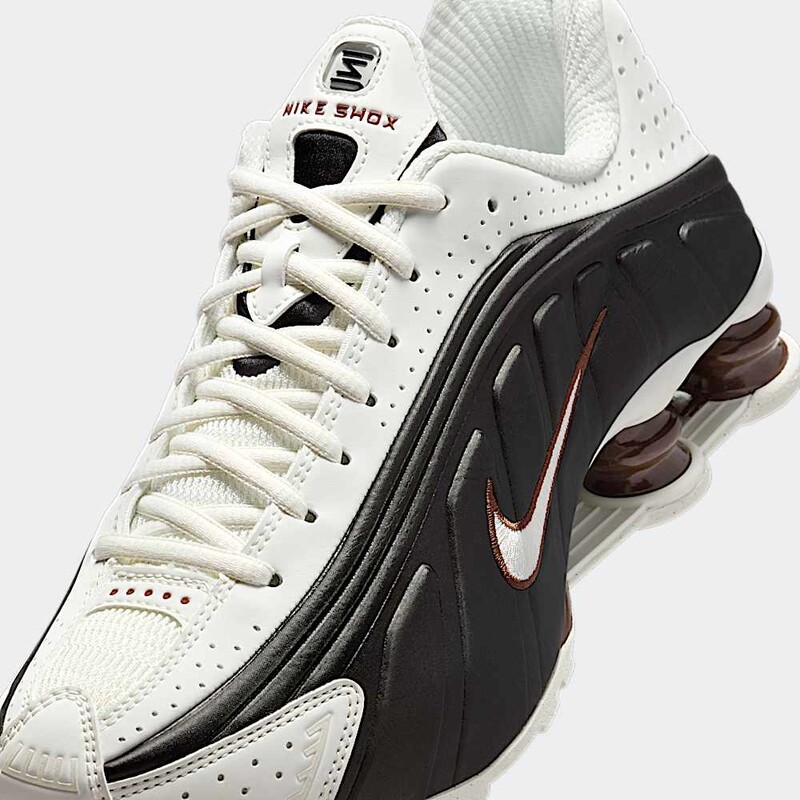Nike Shox R4 "Fauna Brown" | AR3565-104