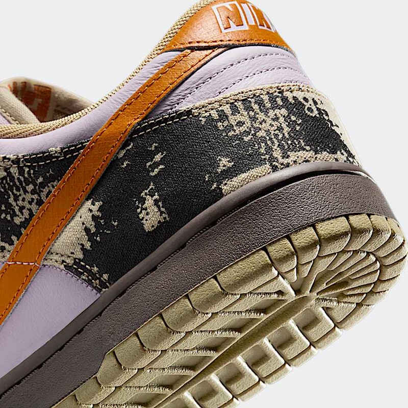 Nike Dunk Low "Digital Camo" | IB2260-500
