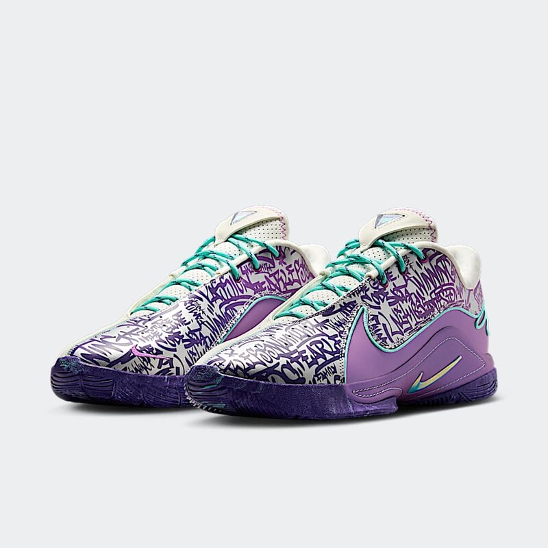Nike LeBron 22 "Frozen Grapes" | HV8454-001