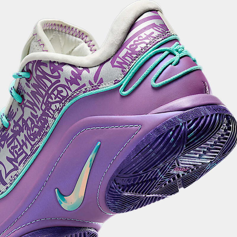 Nike LeBron 22 "Frozen Grapes" | HV8454-001