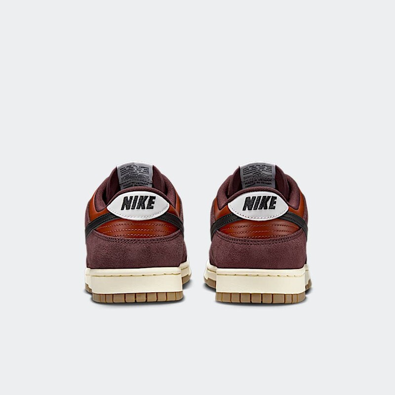 Nike Dunk Low SE "Burgundy Gum" | IB6399-600