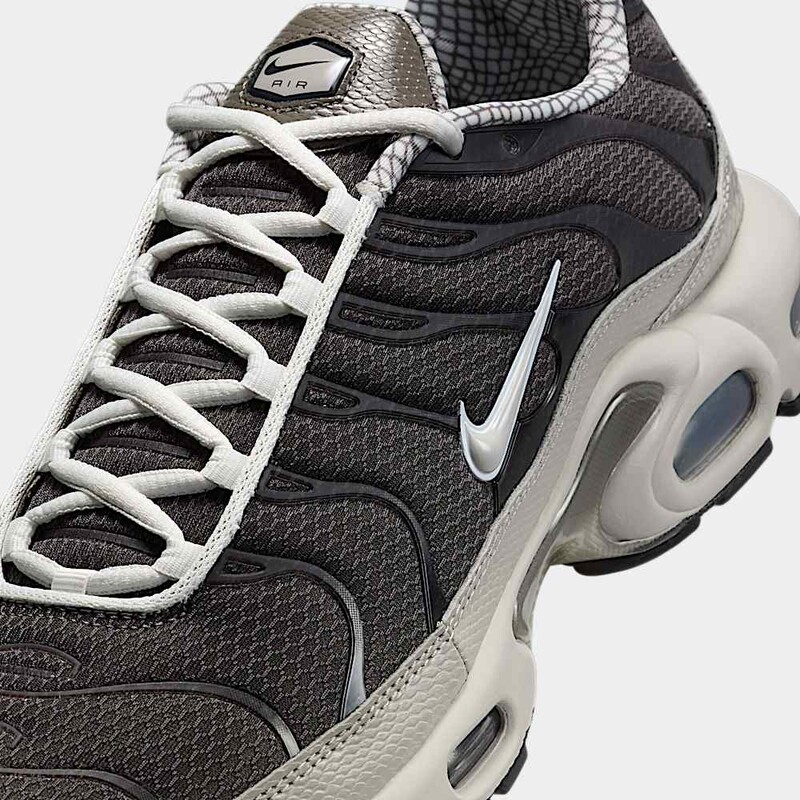 Nike Air Max Plus "Year of the Snake" | IB7679-200