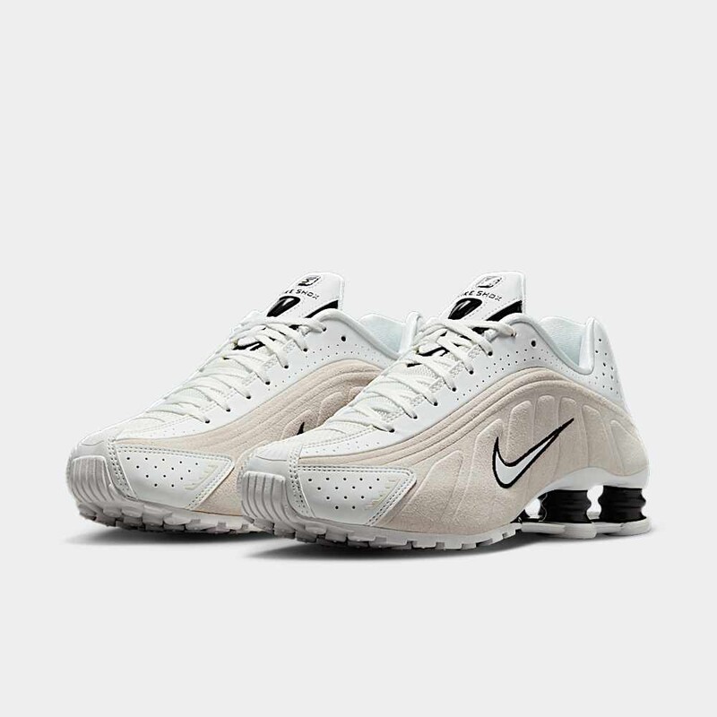 Nike Shox R4 "White Suede" | HQ7739-100