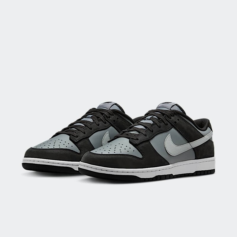 Nike Dunk Low "Black/Smoke Grey" | IB3079-001